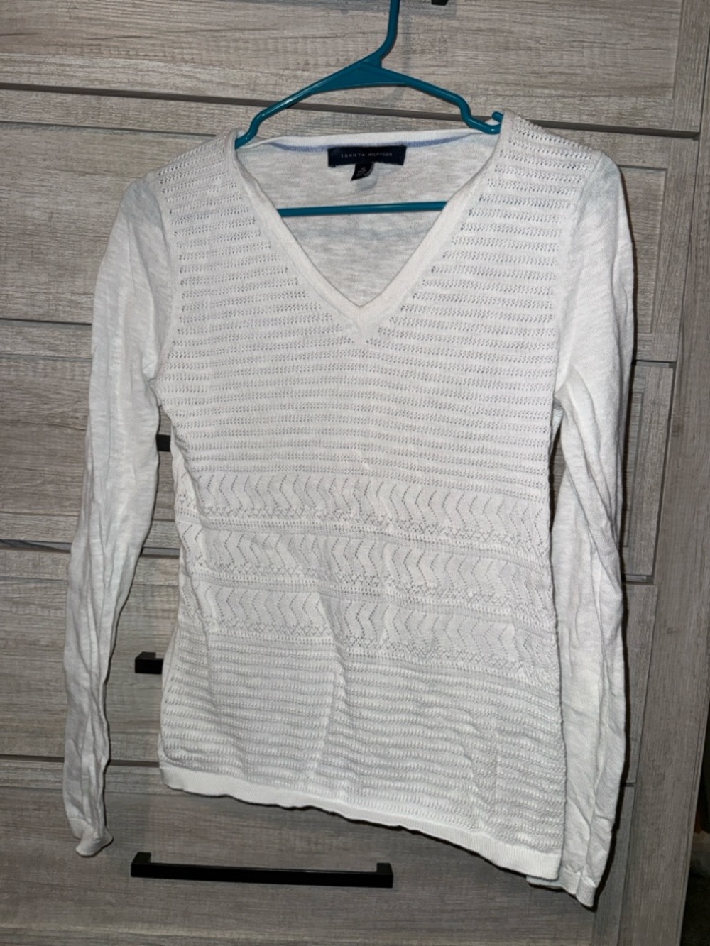 Tommy Hilfiger White V‑Neck Textured Long Sleeve Top